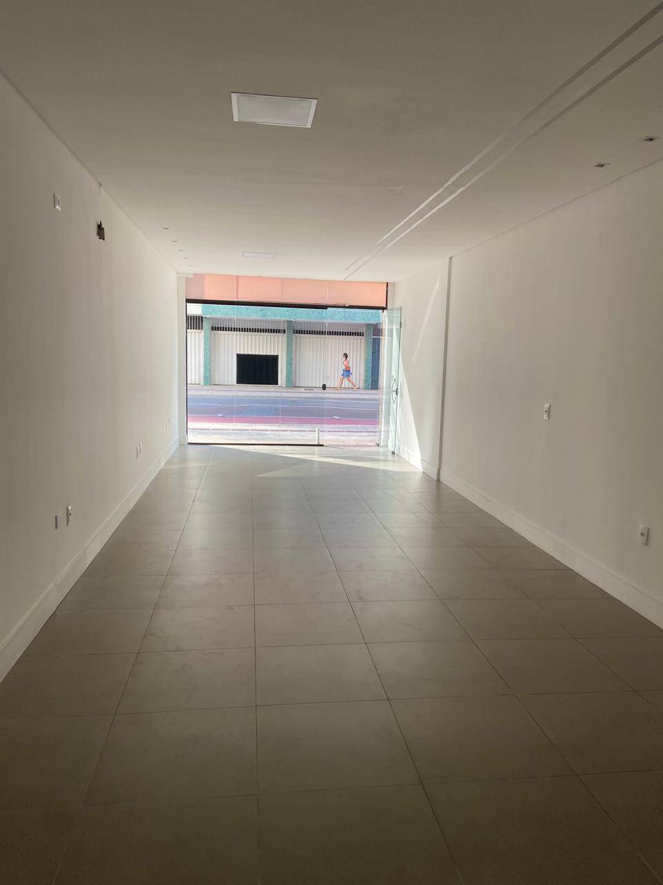 #1013 - Sala para Locação em Balneário Camboriú - SC