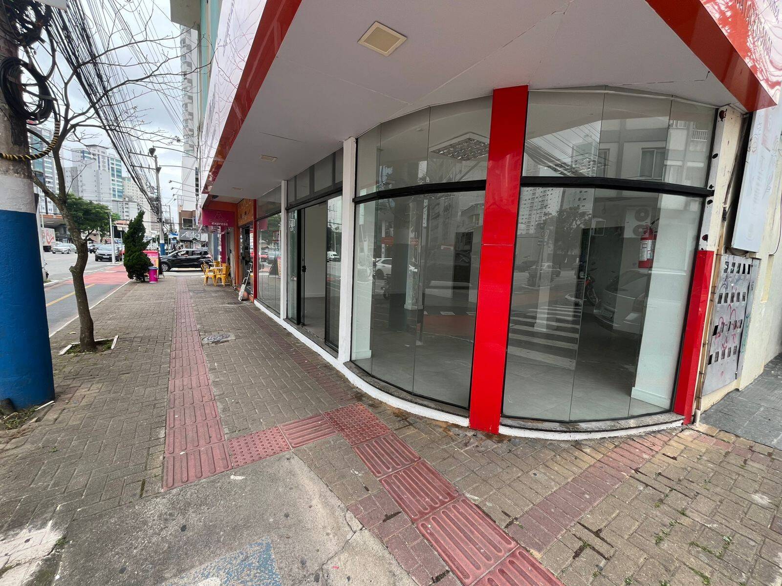 #1018 - Sala para Locação em Balneário Camboriú - SC