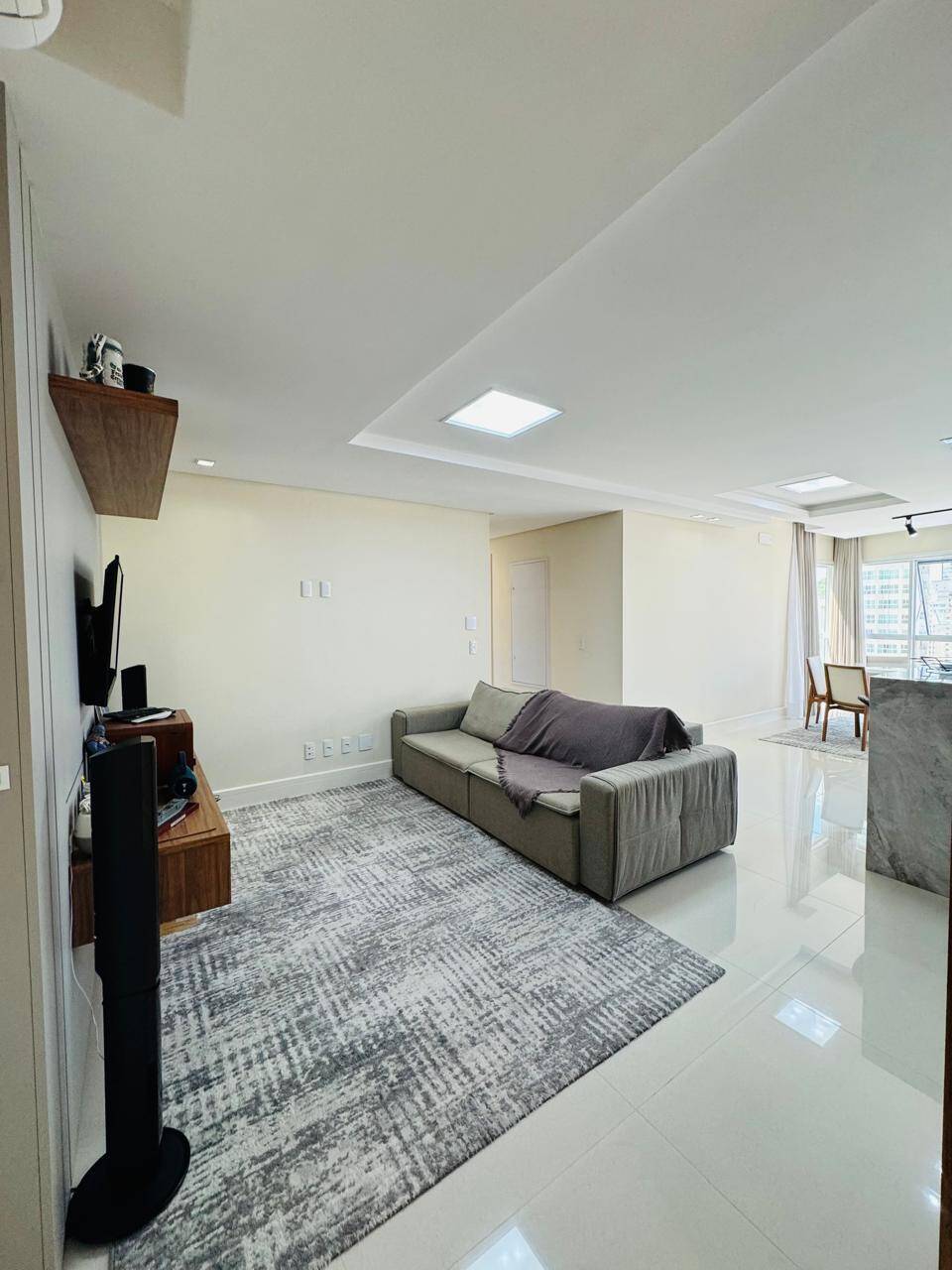 #1033 - Apartamento para Locação em Balneário Camboriú - SC