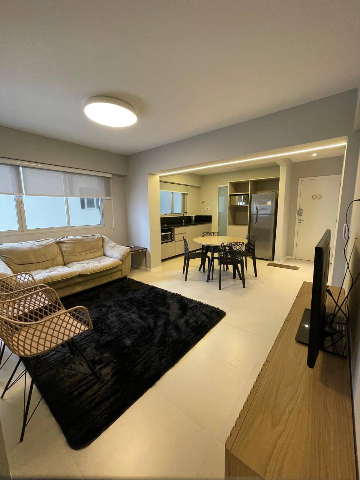 #1060 - Apartamento para Locação em Balneário Camboriú - SC