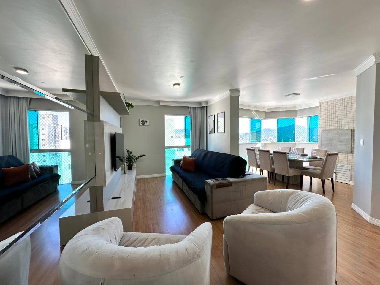 #1069 - Apartamento para Locação em Balneário Camboriú - SC