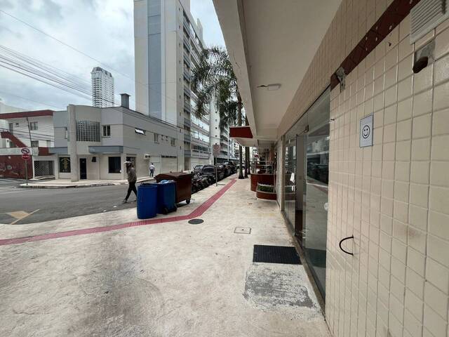 Sala para Locação em Balneário Camboriú - 4