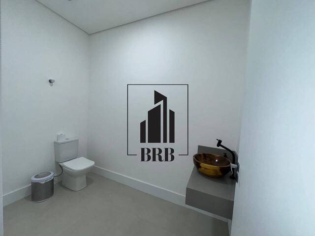 Sala para Locação em Balneário Camboriú - 4