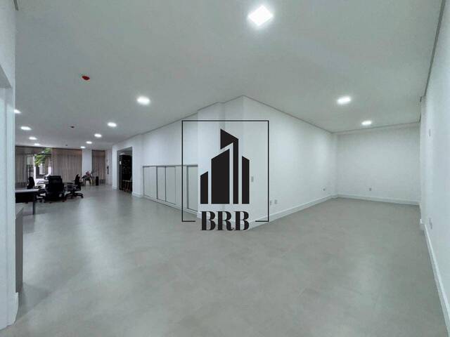 #1015 - Sala para Locação em Balneário Camboriú - SC