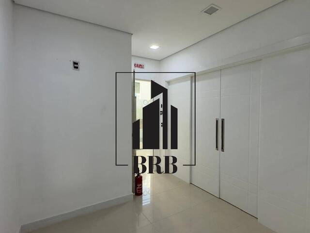 Sala para Locação em Balneário Camboriú - 5