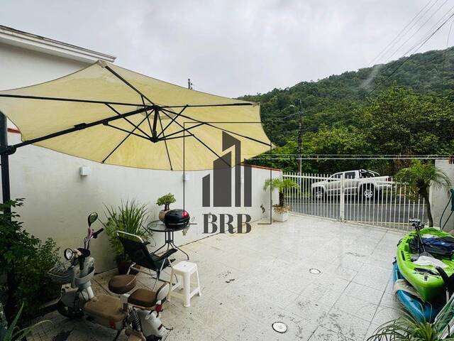 #1031 - Casa para Venda em Balneário Camboriú - SC - 3