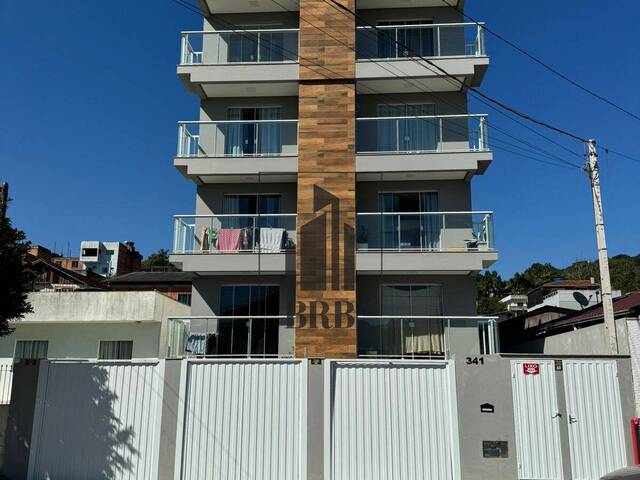 #1050 - Apartamento para Locação em Camboriú - SC - 2