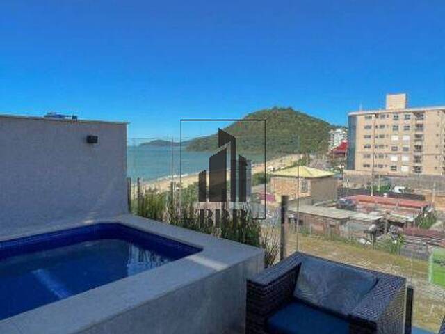#1051 - Casa de Praia para Locação em Itajaí - SC - 3