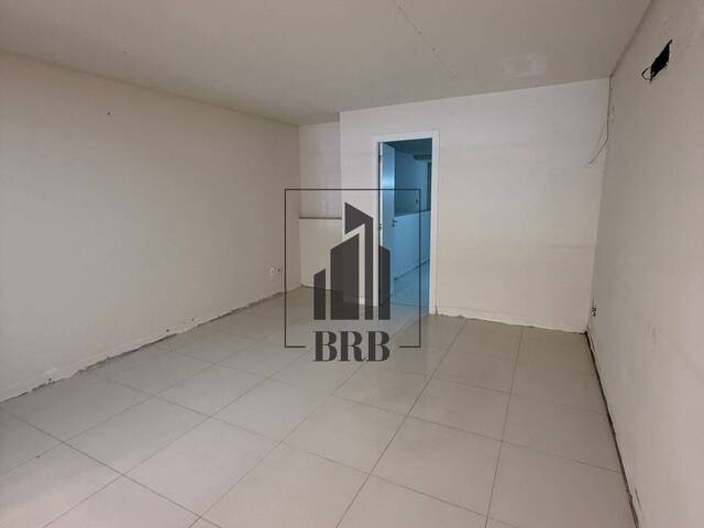 Sala para Locação em Balneário Camboriú - 2