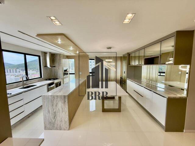 Locação em Centro - Balneário Camboriú