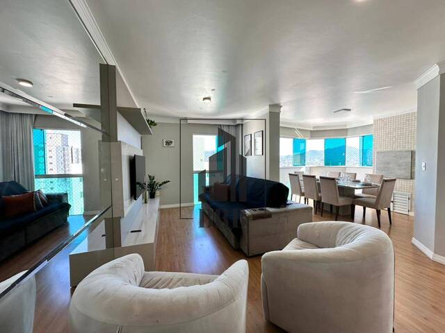 Locação em Centro - Balneário Camboriú